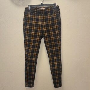 SO Women's Black and Yellow Plaid Leggings